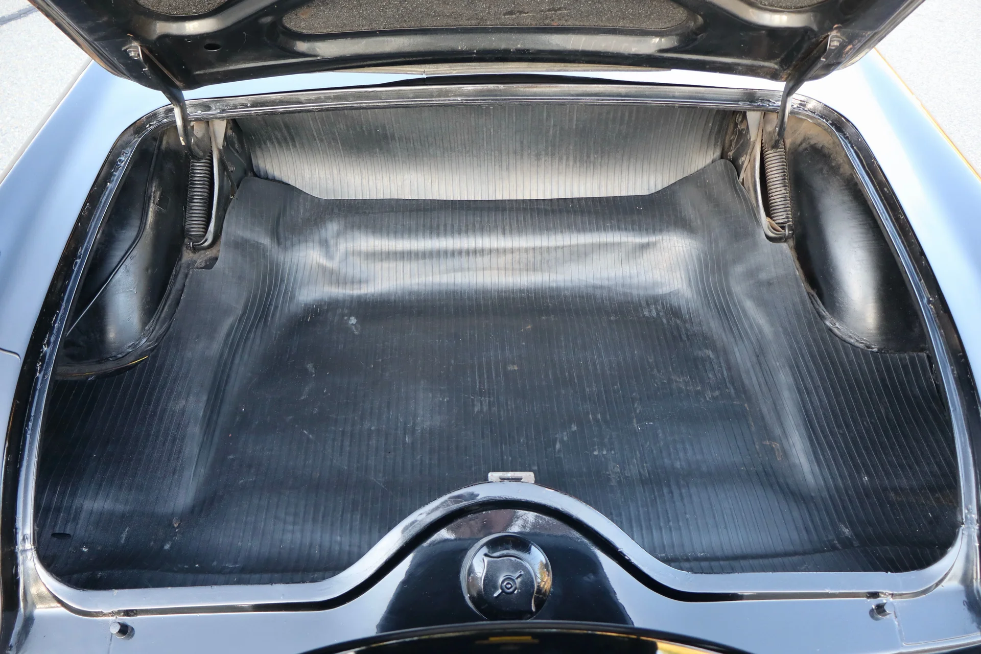 1956 Ford Thunderbird — photo 16 of 16