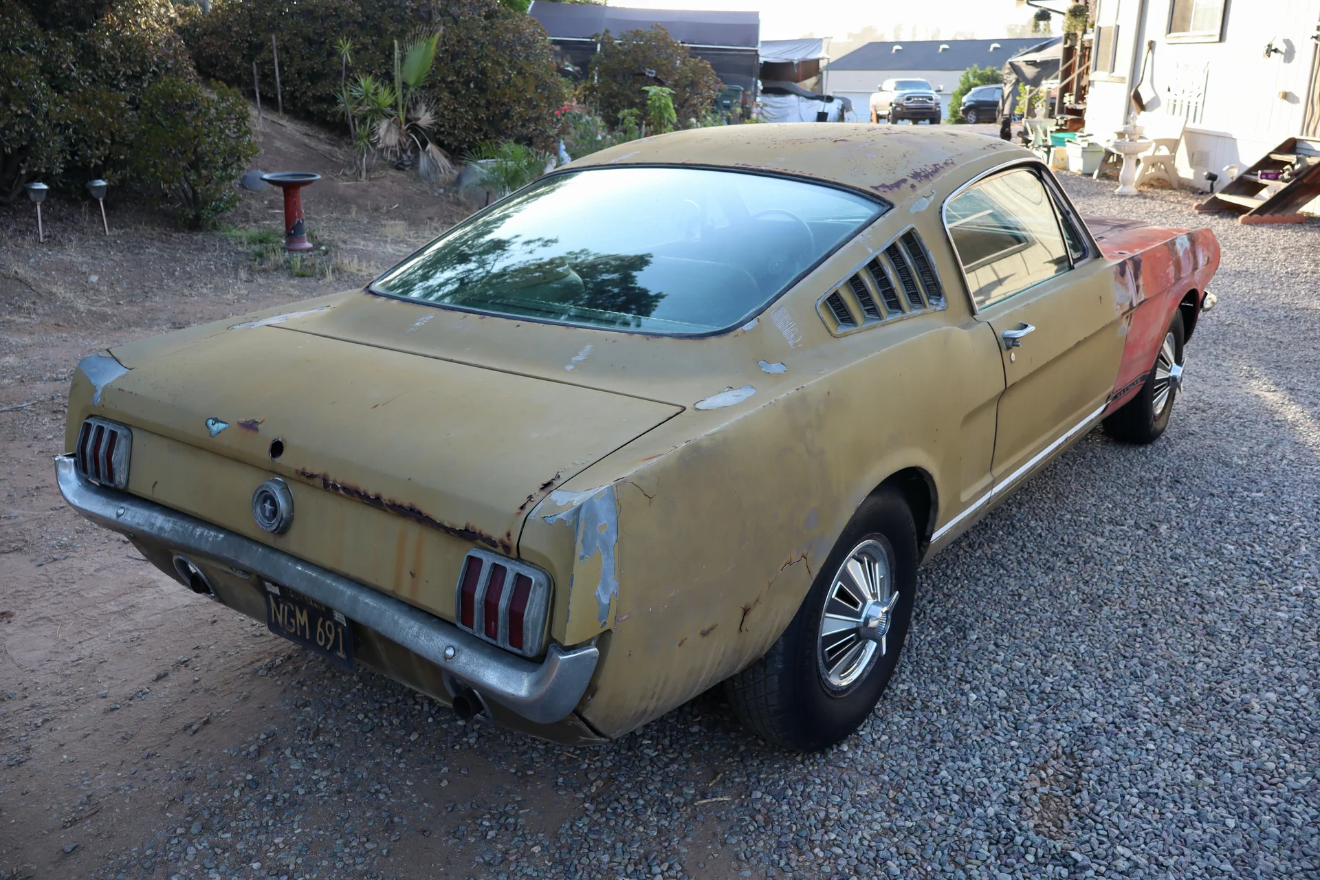1965 Ford Mustang — photo 25 of 29