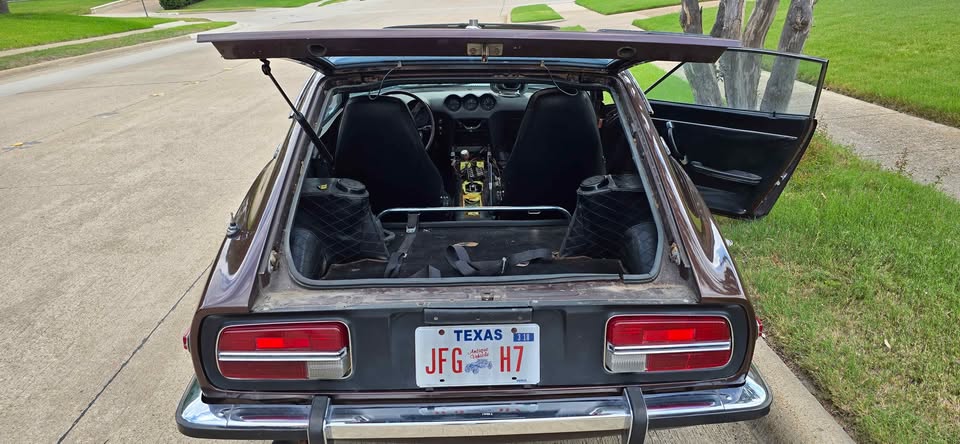 1970 Datsun 240Z — photo 11 of 15