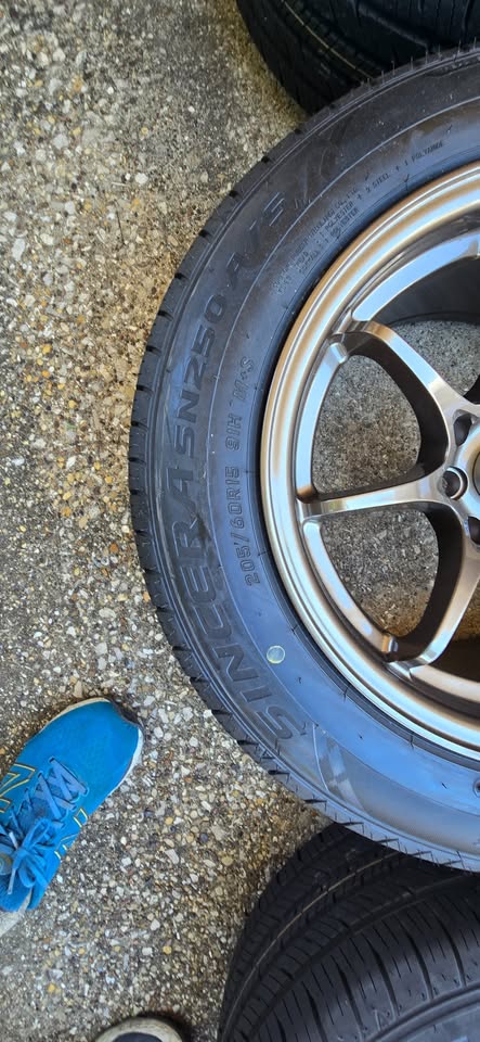 1970 Datsun 240Z — photo 12 of 15