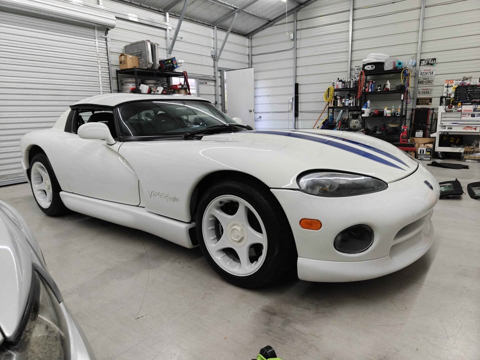 1996 Dodge Viper RT/10