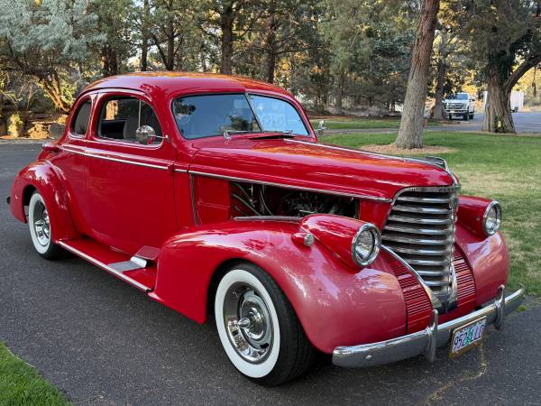 1938 Oldsmobile Custom Club Coupe — photo 3 of 20