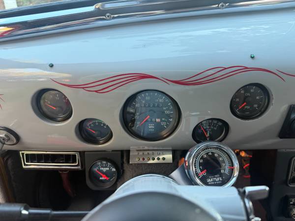 1938 Oldsmobile Custom Club Coupe — photo 19 of 20