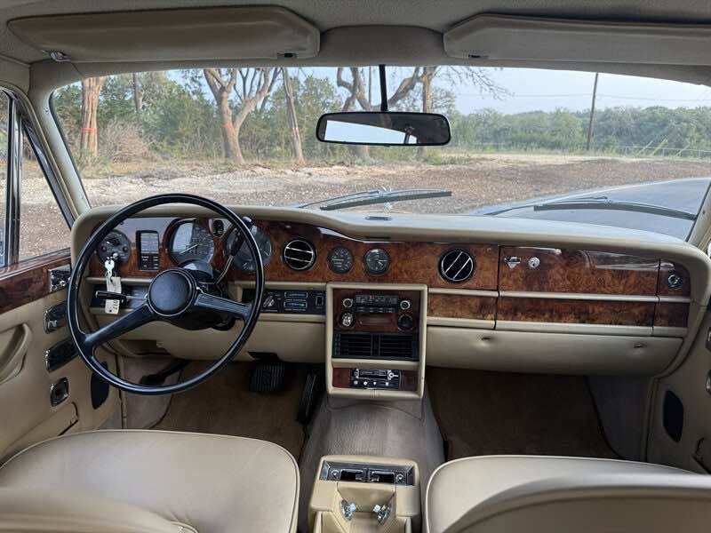 1980 Rolls Royce Silver Wraith II — photo 10 of 12