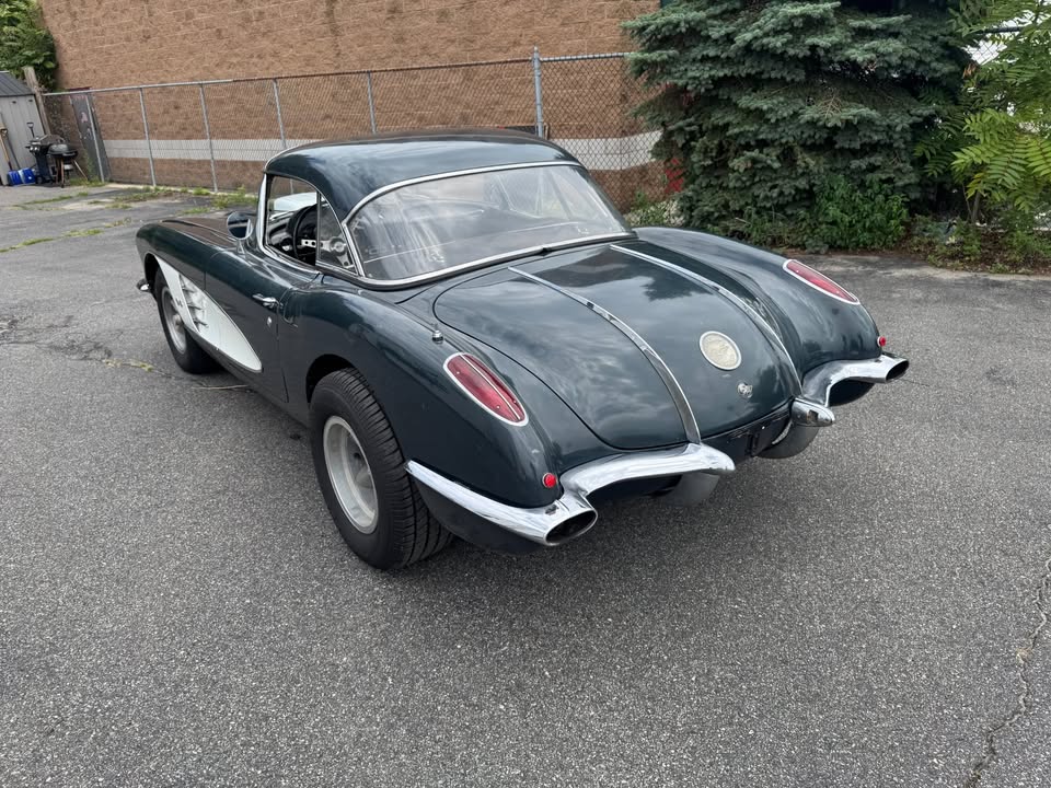 1958 Chevrolet Corvette C1 — photo 5 of 20
