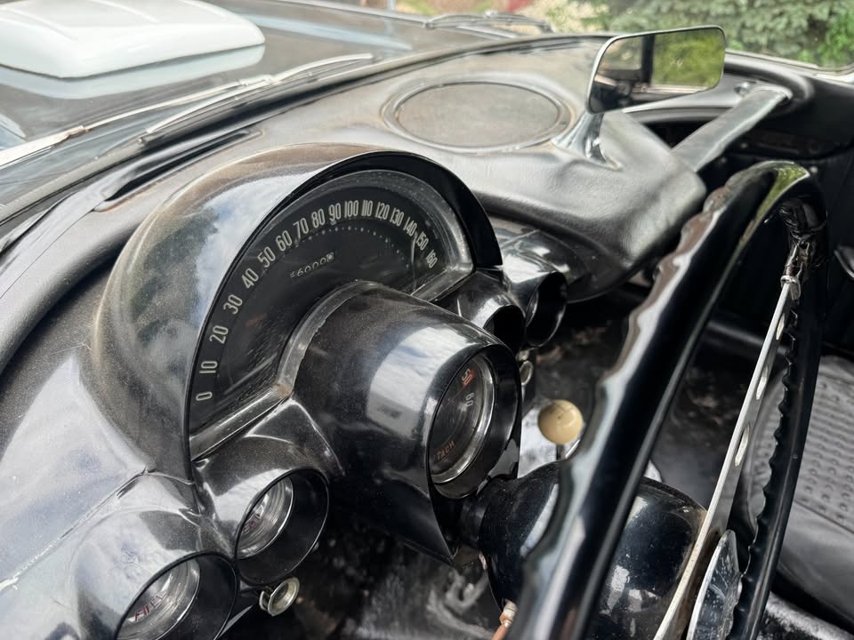 1958 Chevrolet Corvette C1 — photo 11 of 20